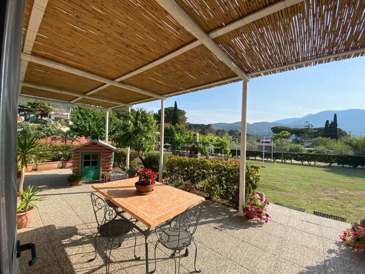 Villetta Di Rosa Procchio  Ngoại thất bức ảnh